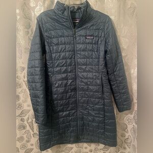 Patagonia Women's Navy Nano Puff Parka